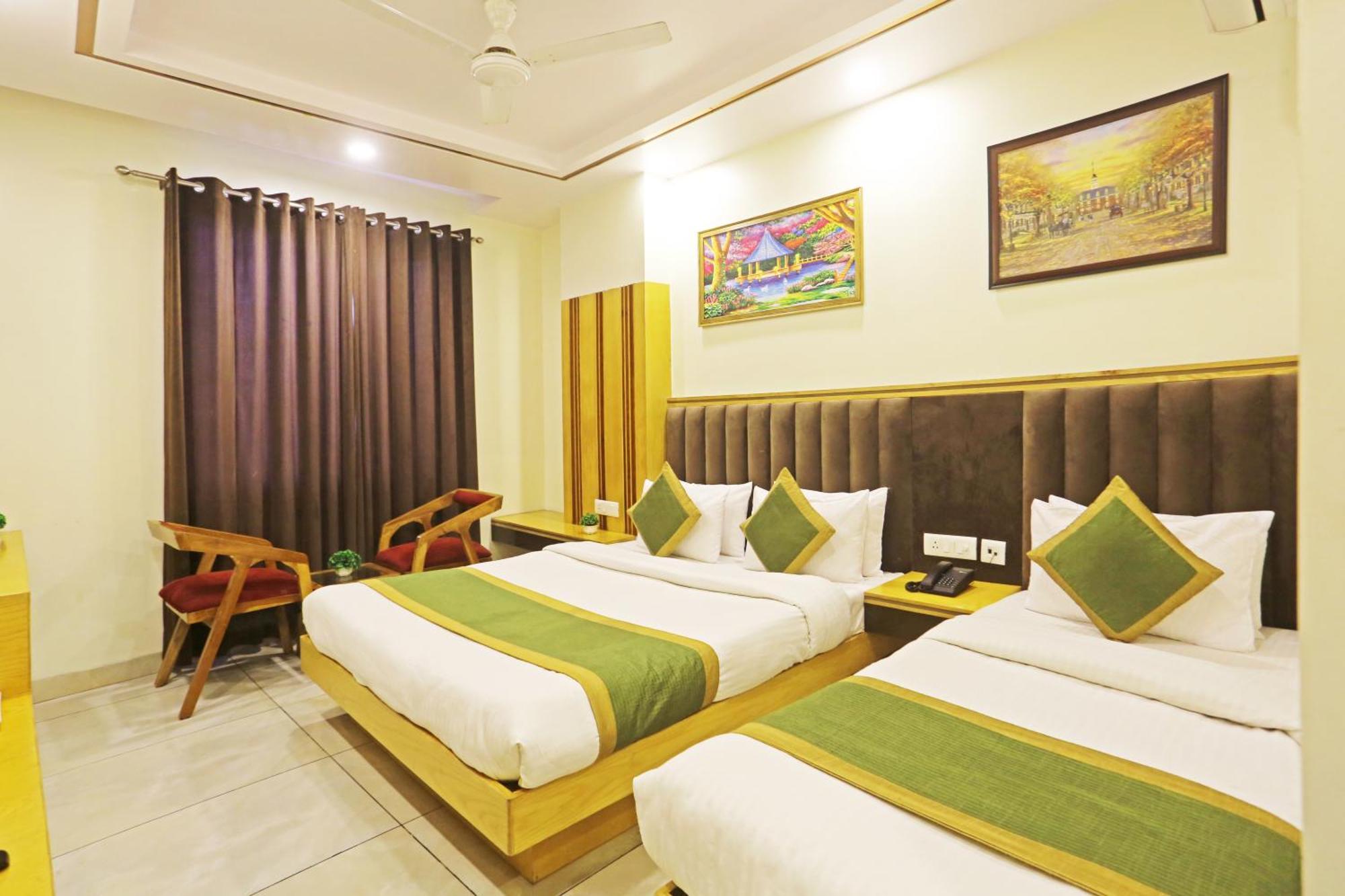 Hotel Aman Imperial Just A Minute Away From New Delhi Railway Station And Connaught Place エクステリア 写真