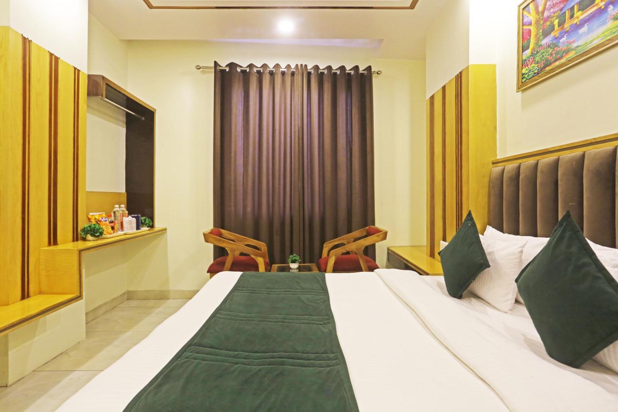 Hotel Aman Imperial Just A Minute Away From New Delhi Railway Station And Connaught Place エクステリア 写真