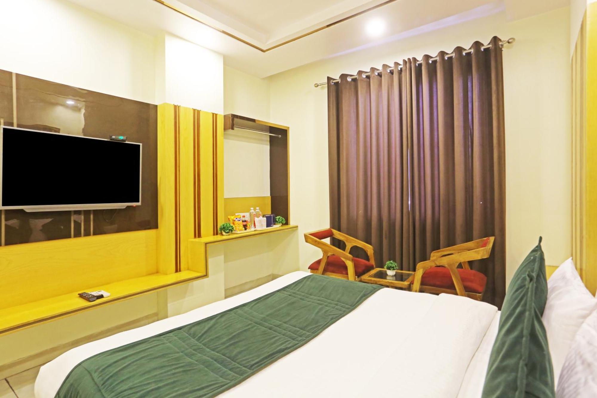 Hotel Aman Imperial Just A Minute Away From New Delhi Railway Station And Connaught Place エクステリア 写真