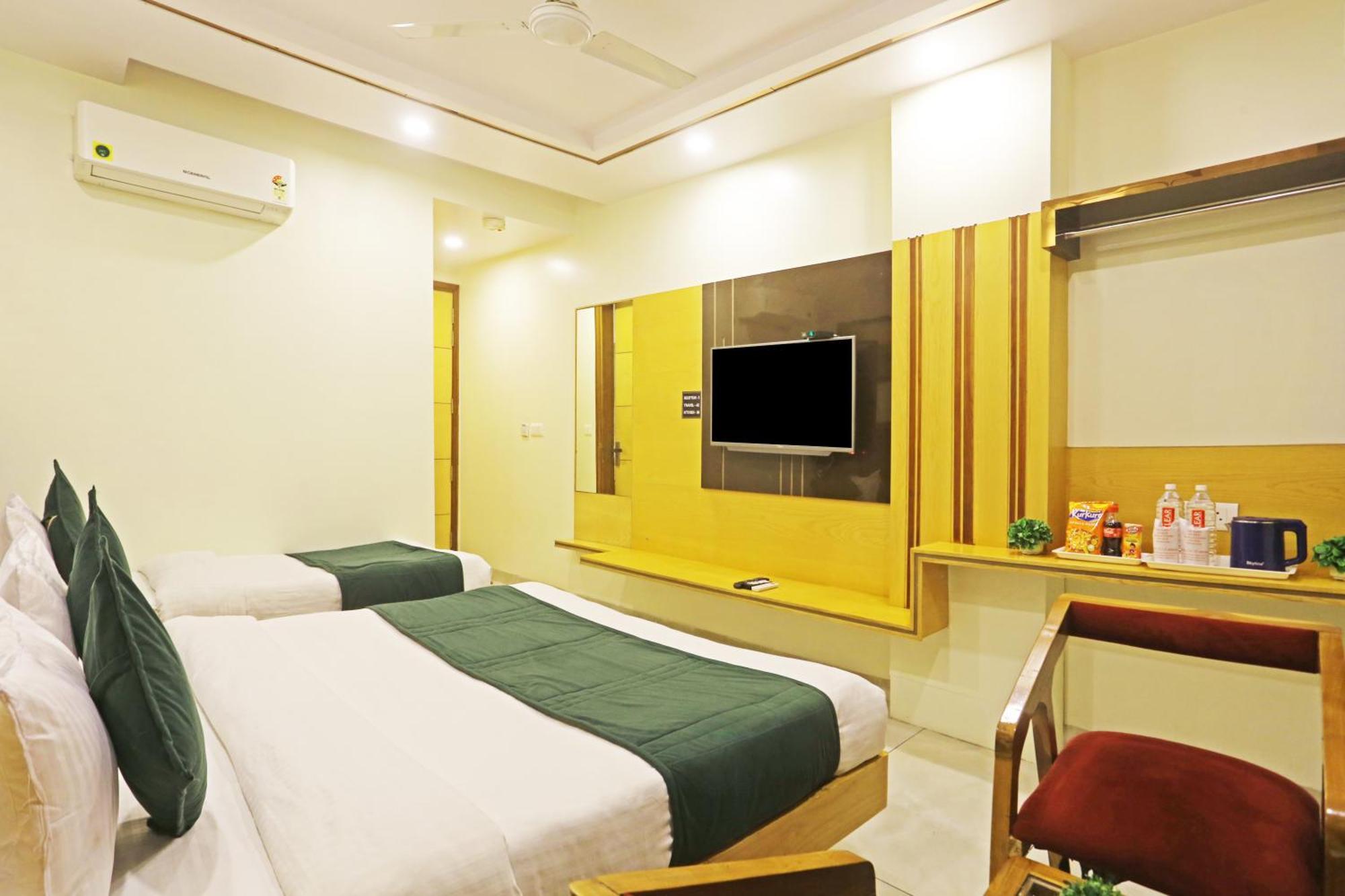 Hotel Aman Imperial Just A Minute Away From New Delhi Railway Station And Connaught Place エクステリア 写真