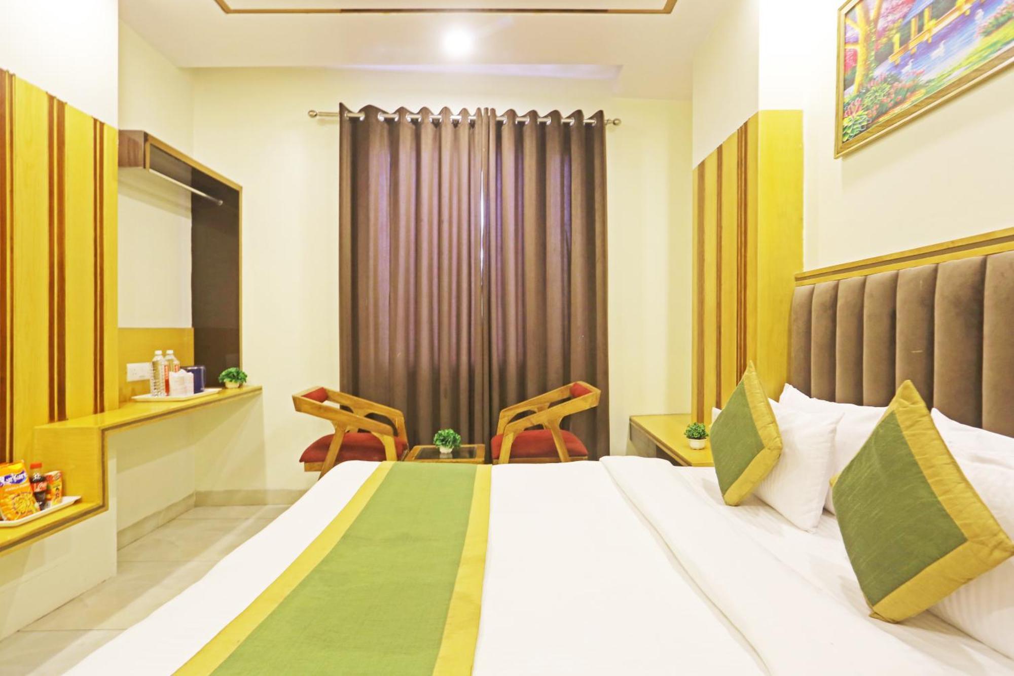 Hotel Aman Imperial Just A Minute Away From New Delhi Railway Station And Connaught Place エクステリア 写真