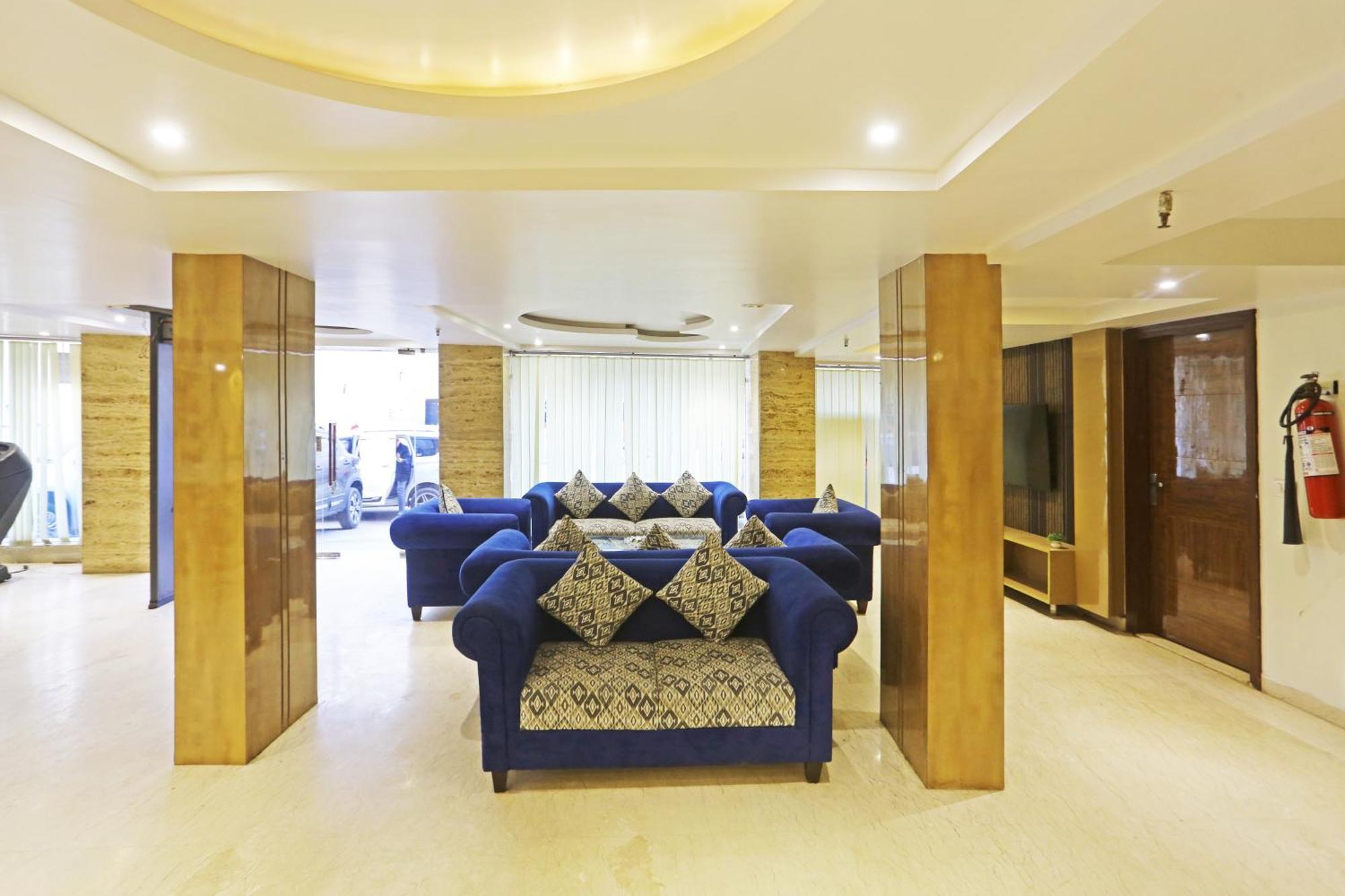 Hotel Aman Imperial Just A Minute Away From New Delhi Railway Station And Connaught Place エクステリア 写真