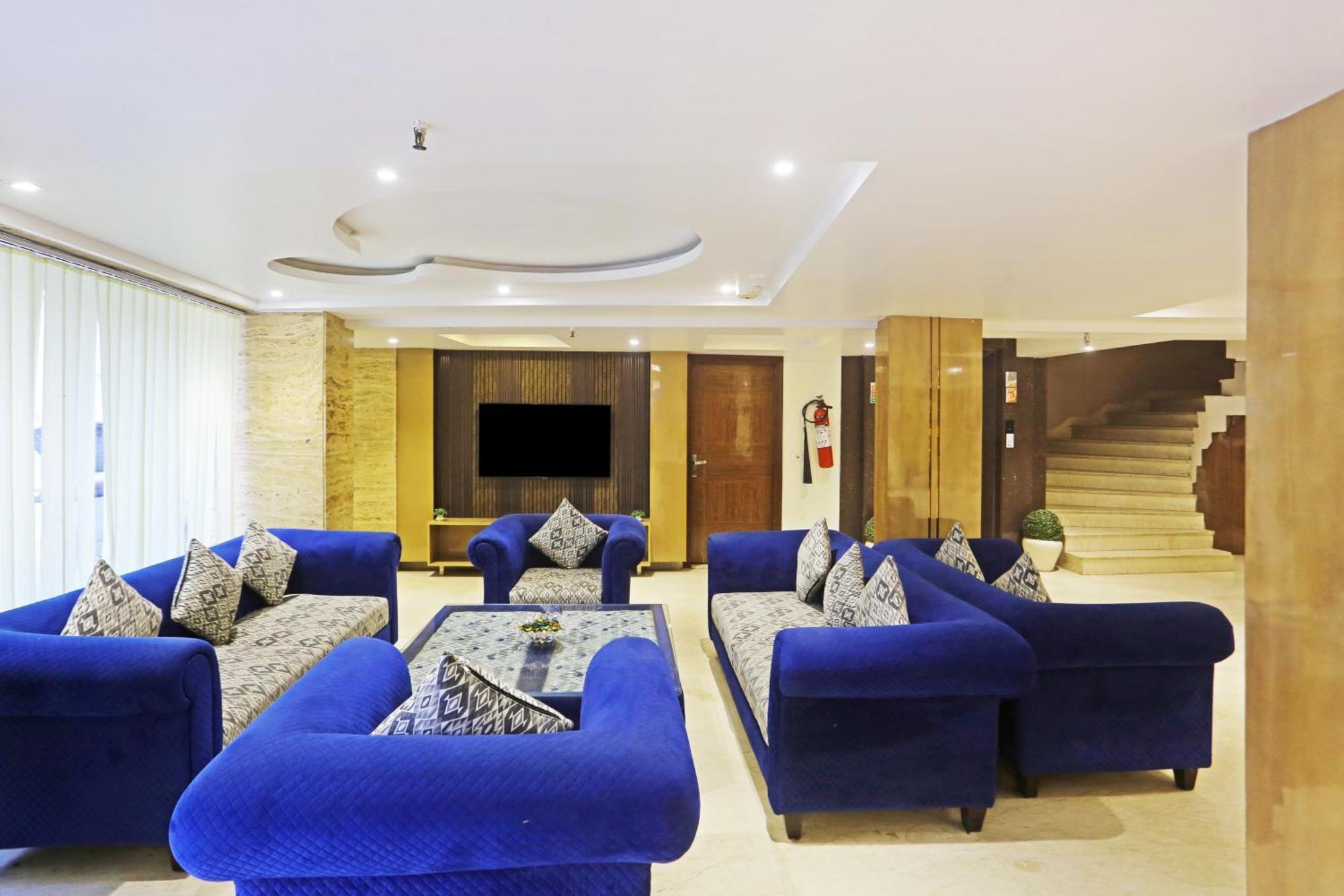 Hotel Aman Imperial Just A Minute Away From New Delhi Railway Station And Connaught Place エクステリア 写真
