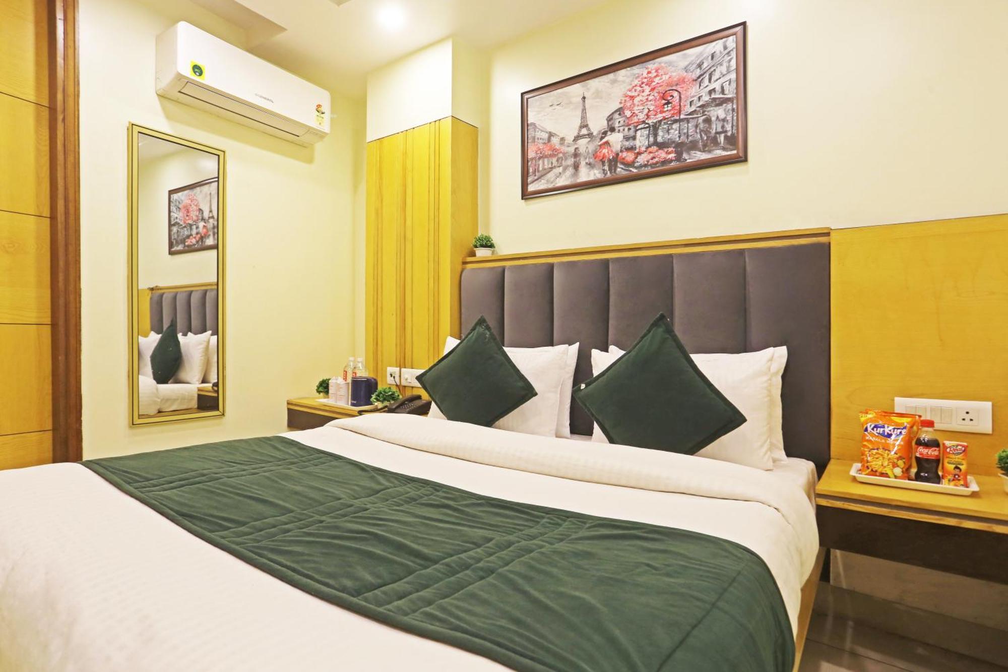 Hotel Aman Imperial Just A Minute Away From New Delhi Railway Station And Connaught Place エクステリア 写真