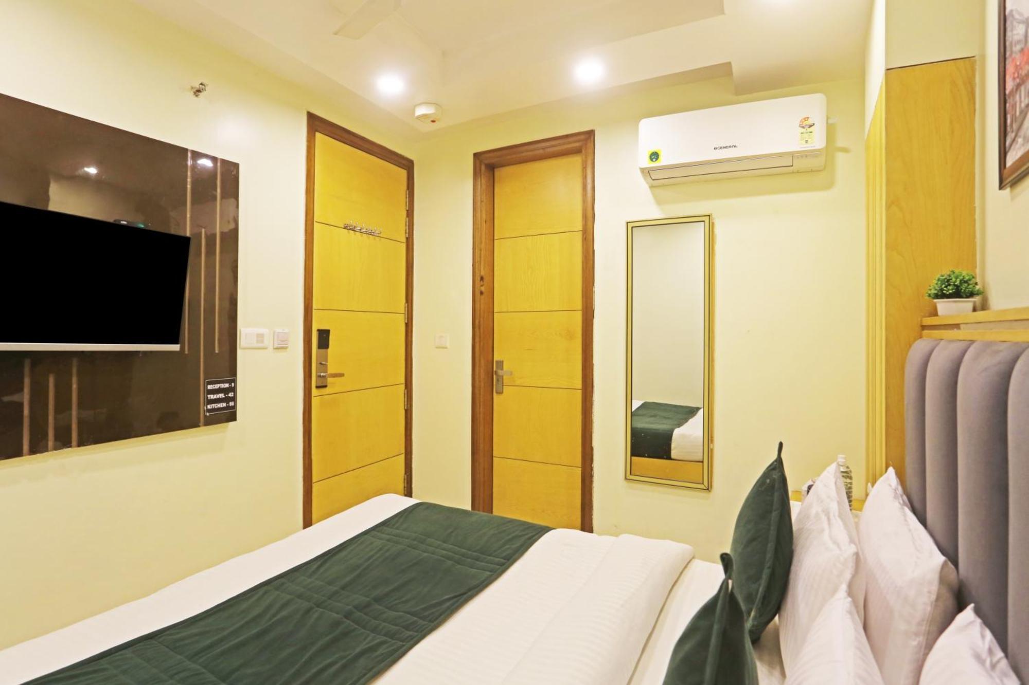 Hotel Aman Imperial Just A Minute Away From New Delhi Railway Station And Connaught Place エクステリア 写真