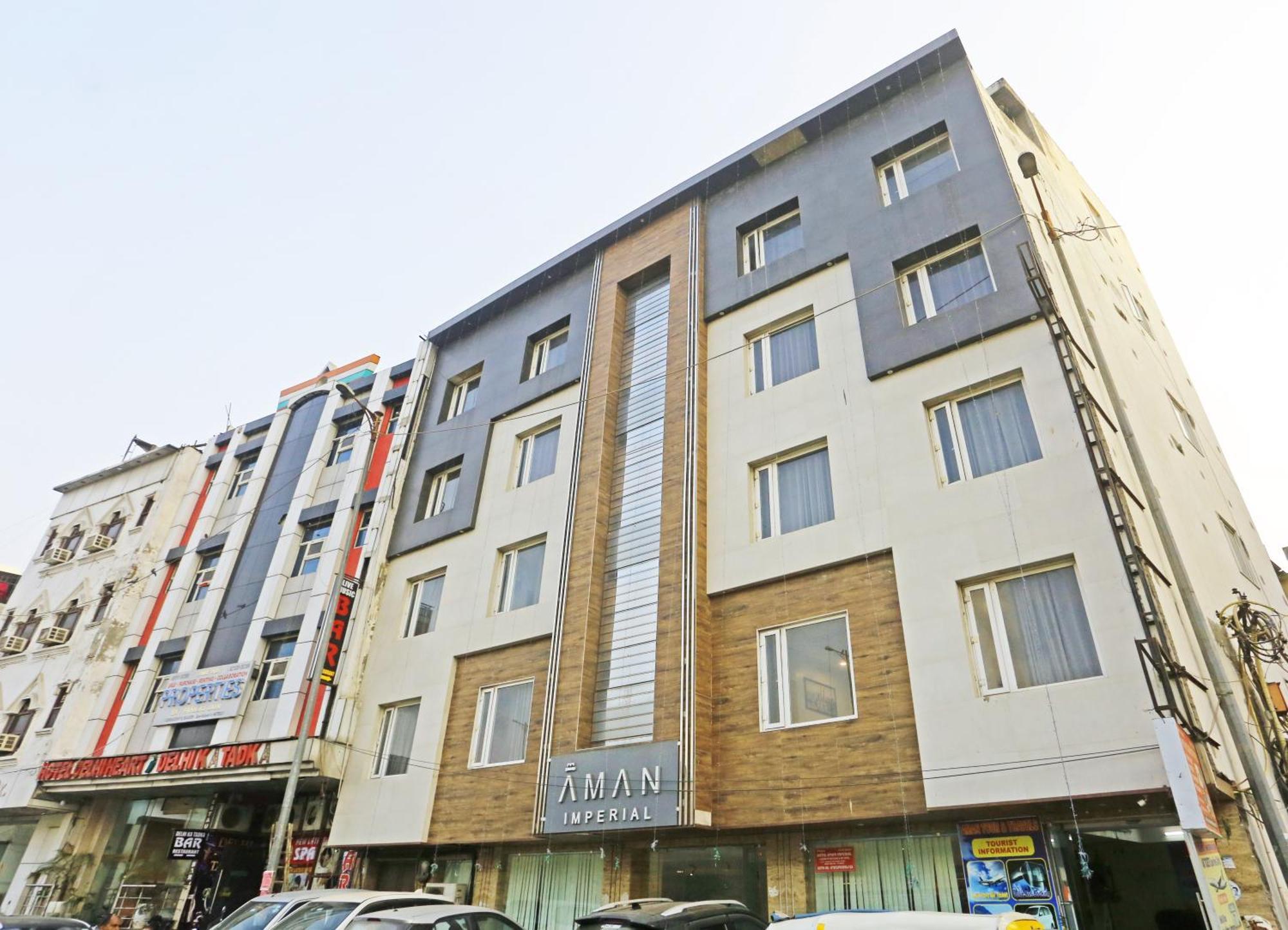 Hotel Aman Imperial Just A Minute Away From New Delhi Railway Station And Connaught Place エクステリア 写真